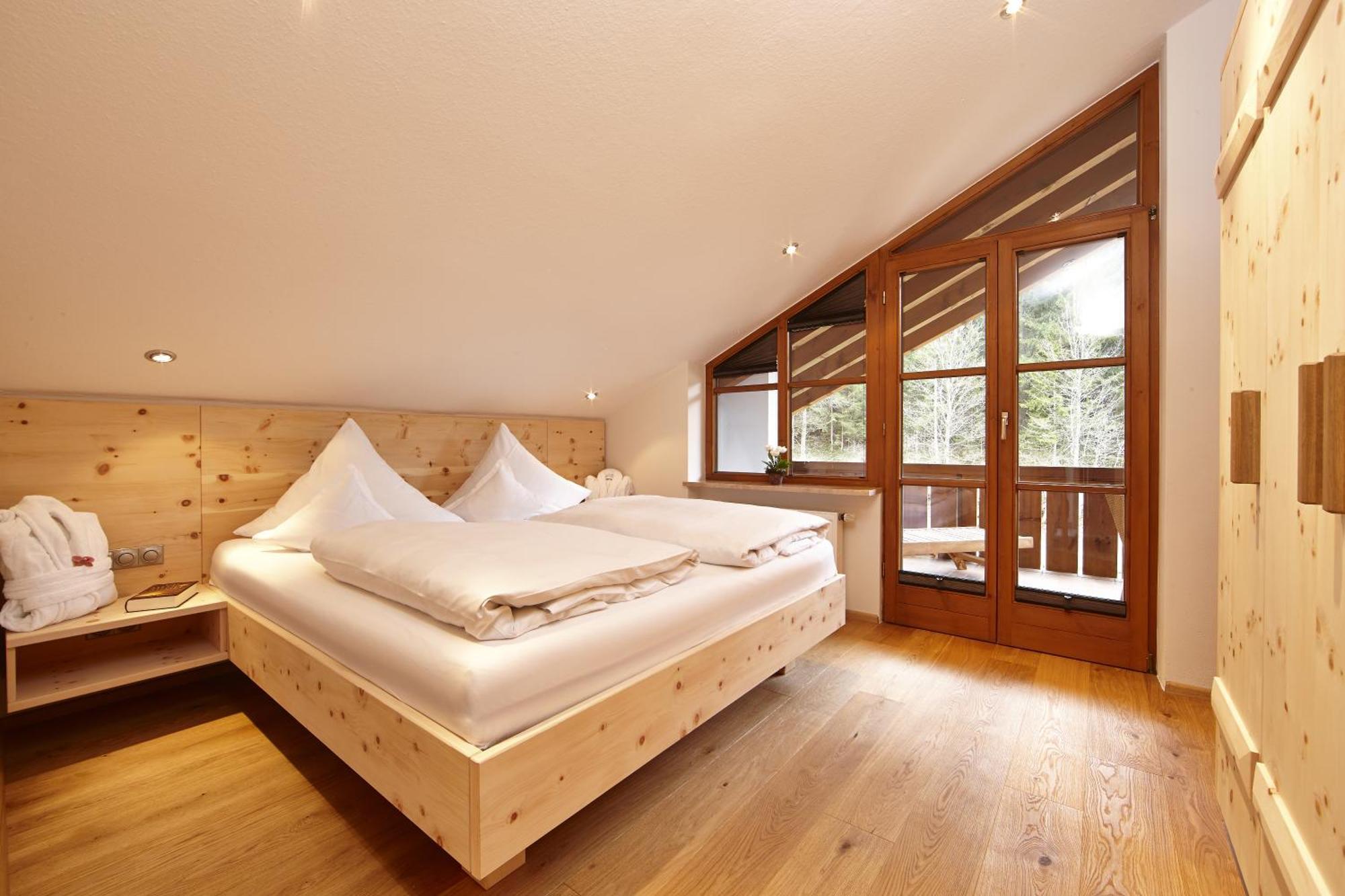 Appartements Christiane Knoepfle Oberammergau Rum bild